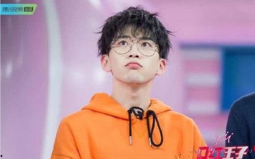 抖音网红明星吃瓜是谁呀,揭秘抖音网红明星吃瓜背后的故事